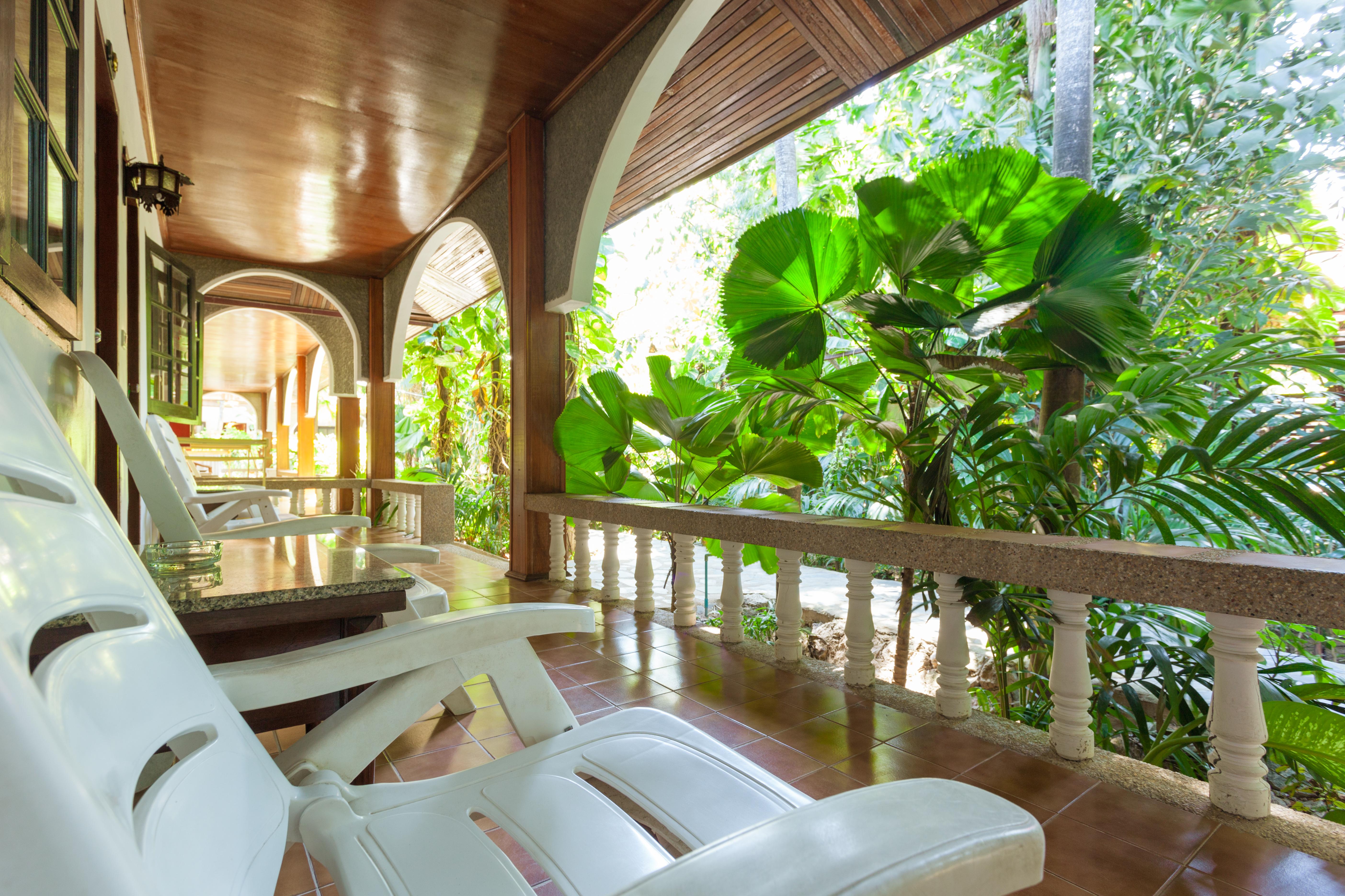 Tropica Bungalow Beach Hotel Patong Exterior photo