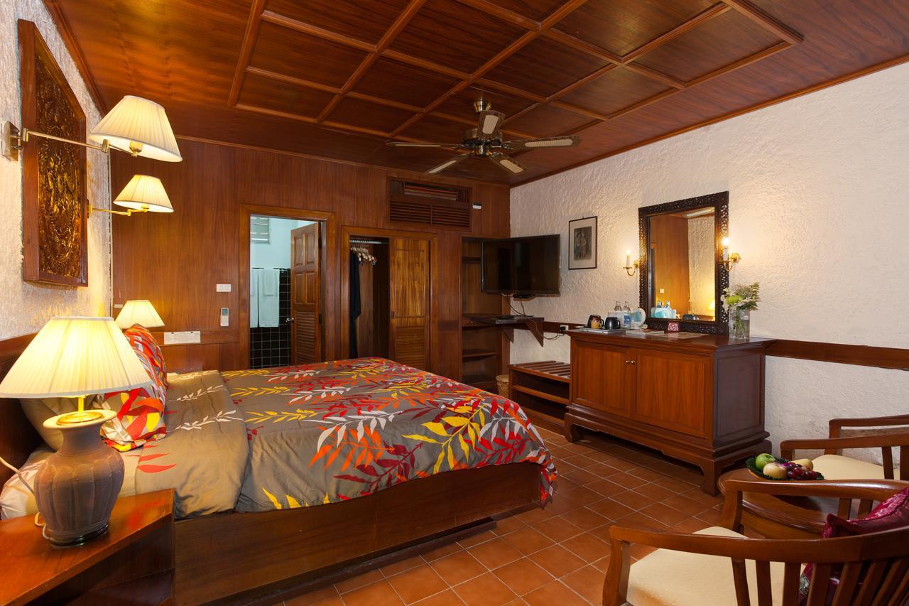 Tropica Bungalow Beach Hotel Patong Exterior photo